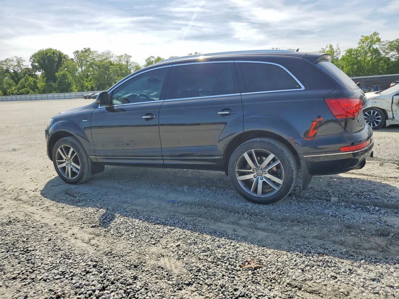 2014 Audi Q7 Premium Plus - Image 2