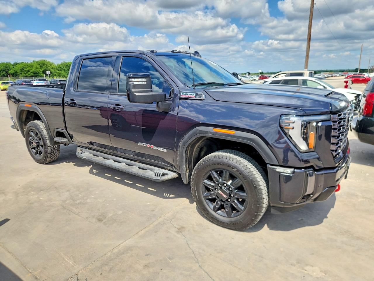 2024 GMC Sierra K2500 At4 - Image 4