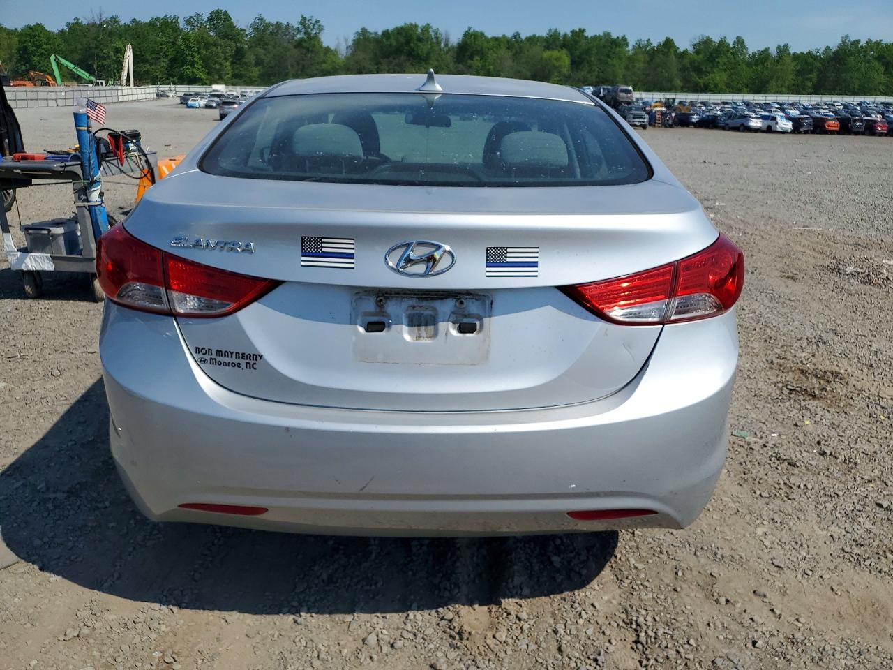 2013 Hyundai Elantra Gls - Image 6