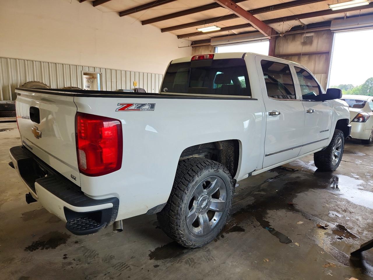 2017 Chevrolet Silverado K1500 Ltz - Фото 3