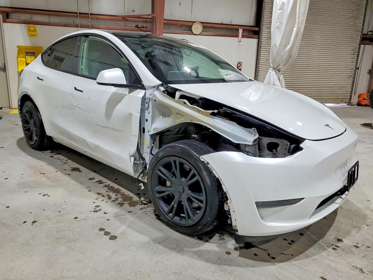 2020 Tesla Model Y - Фото 4