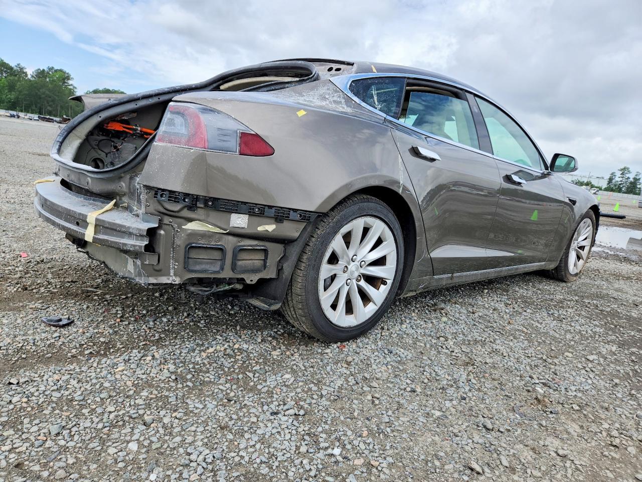 2016 Tesla Model S - Фото 3