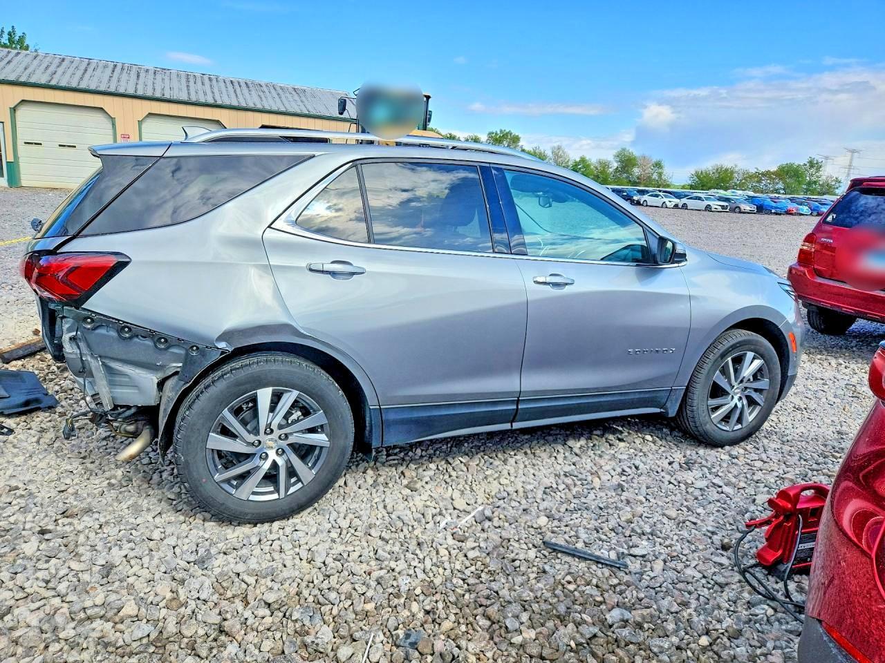 2023 Chevrolet Equinox Premier - Фото 3