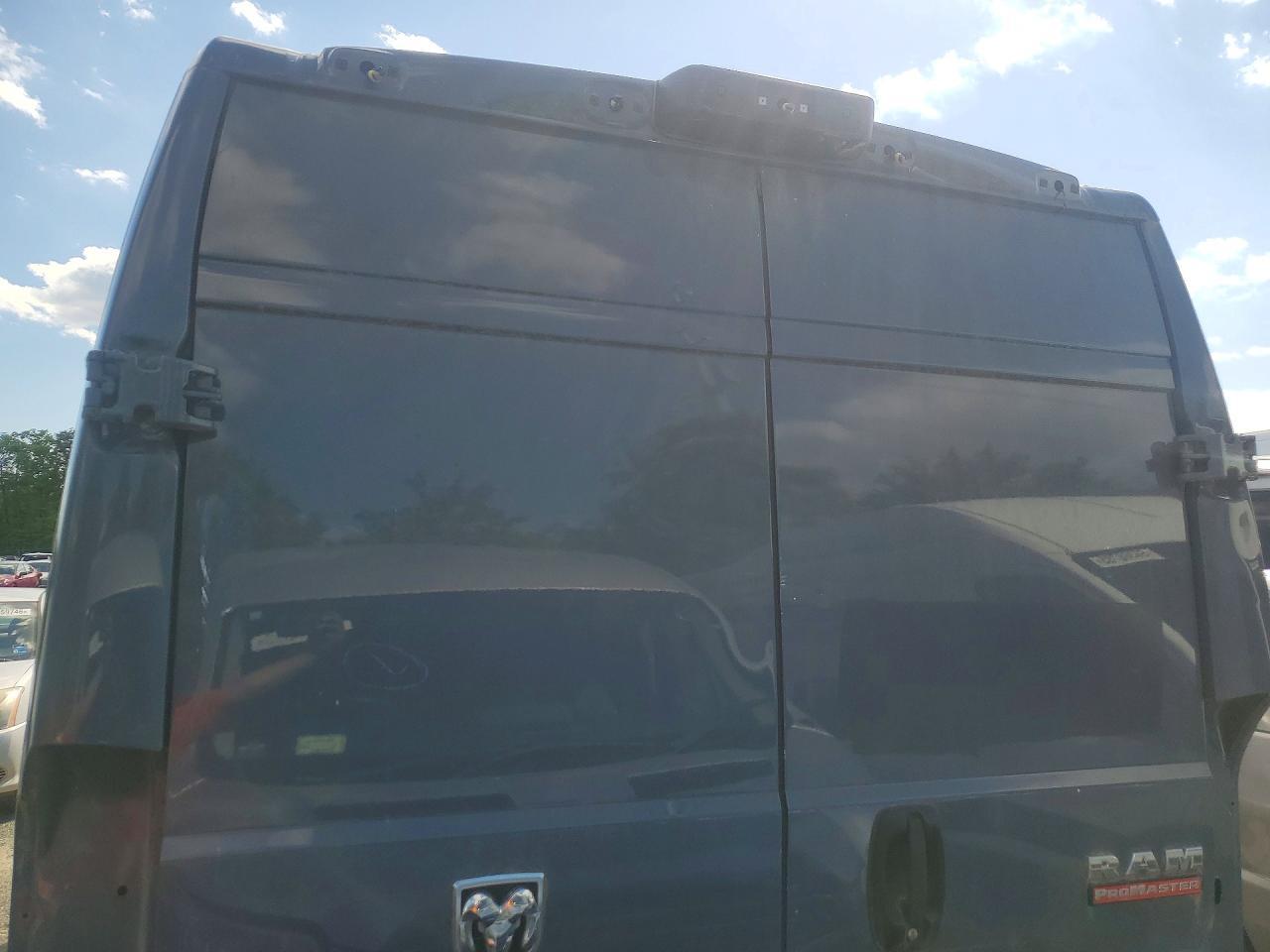 2020 Ram Promaster 3500 Delivery Van - Фото 6