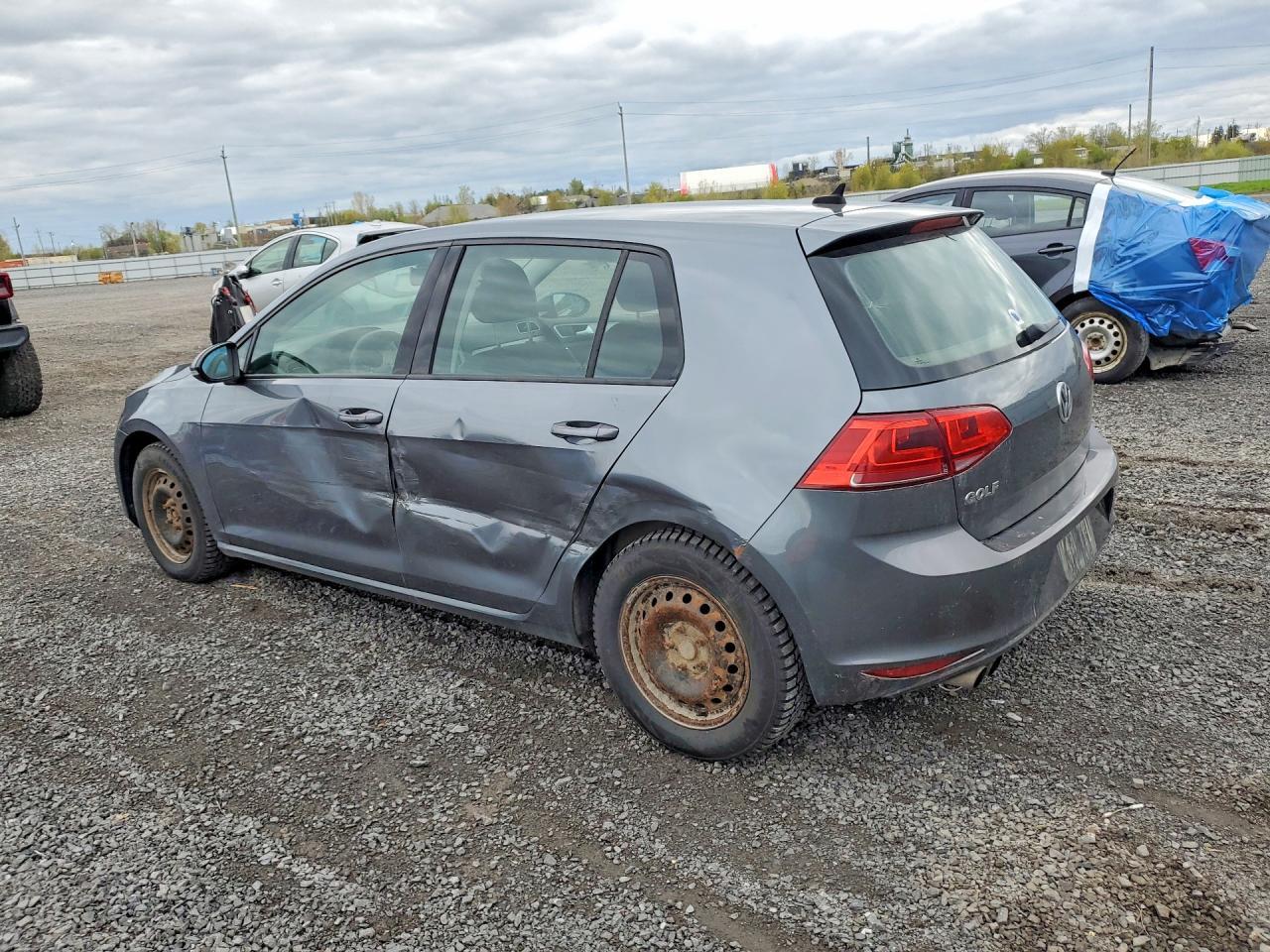 2016 Volkswagen Golf S - Фото 2