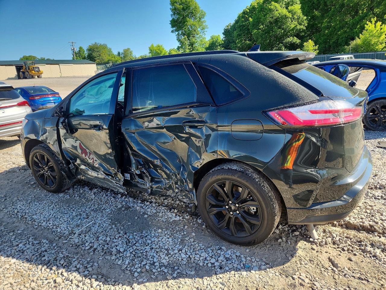 2024 Ford Edge Se - Фото 2