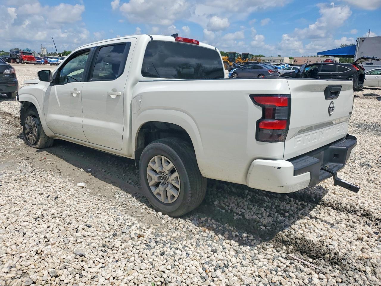 2022 Nissan Frontier Sv - Фото 2