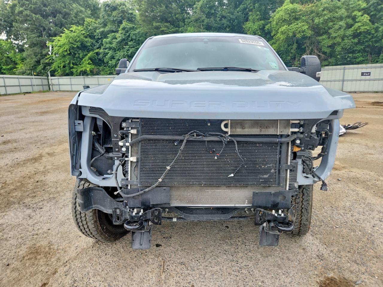 2024 Ford F250 Super Duty - Фото 5