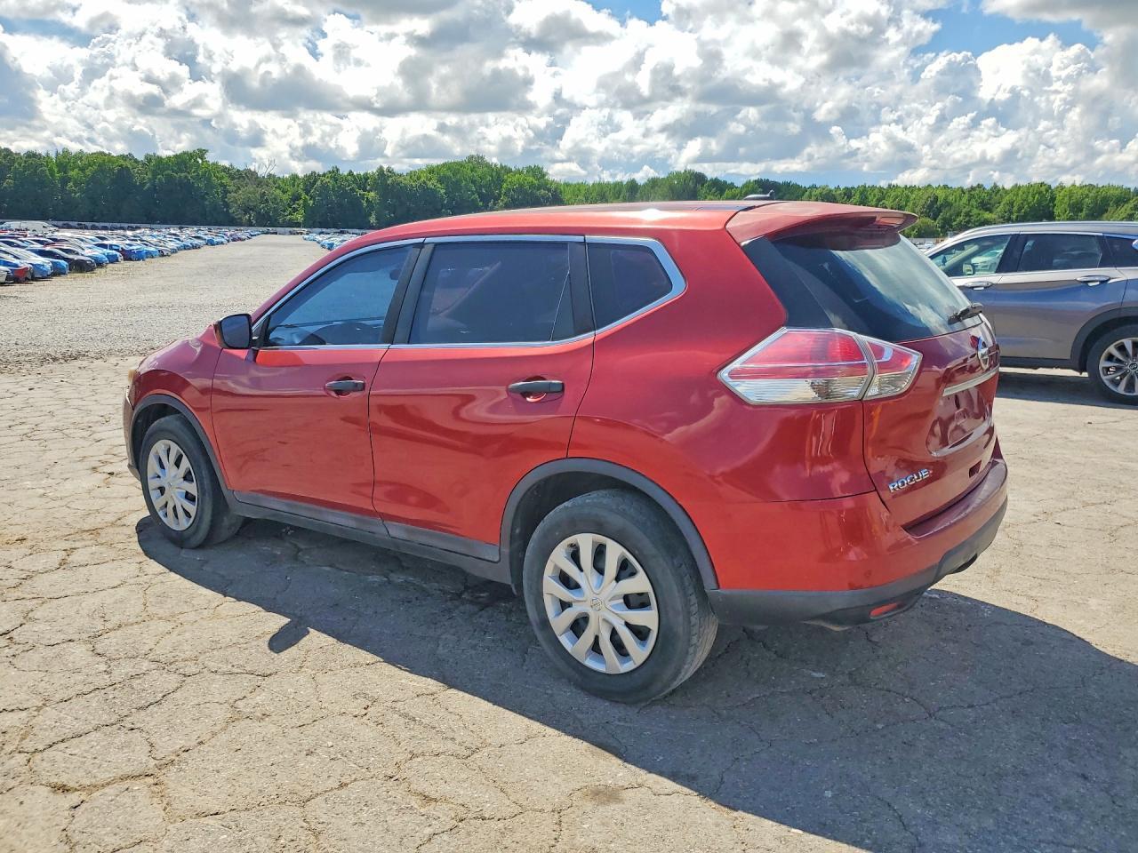 2016 Nissan Rogue S - Фото 2
