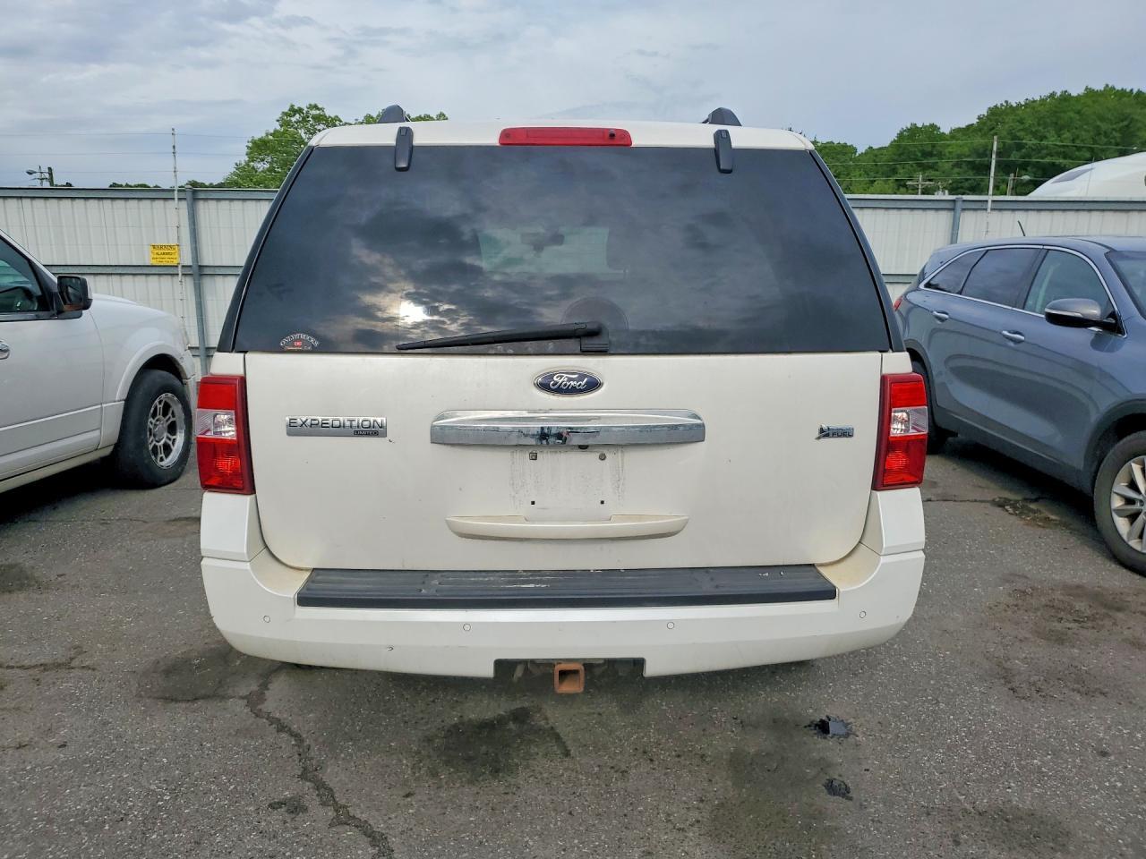 2013 Ford Expedition Limited - Фото 6