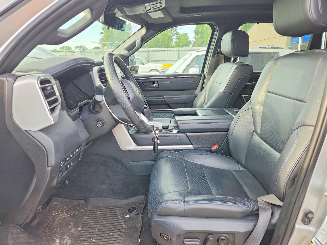 2022 Toyota Tundra Platinum - Фото 7