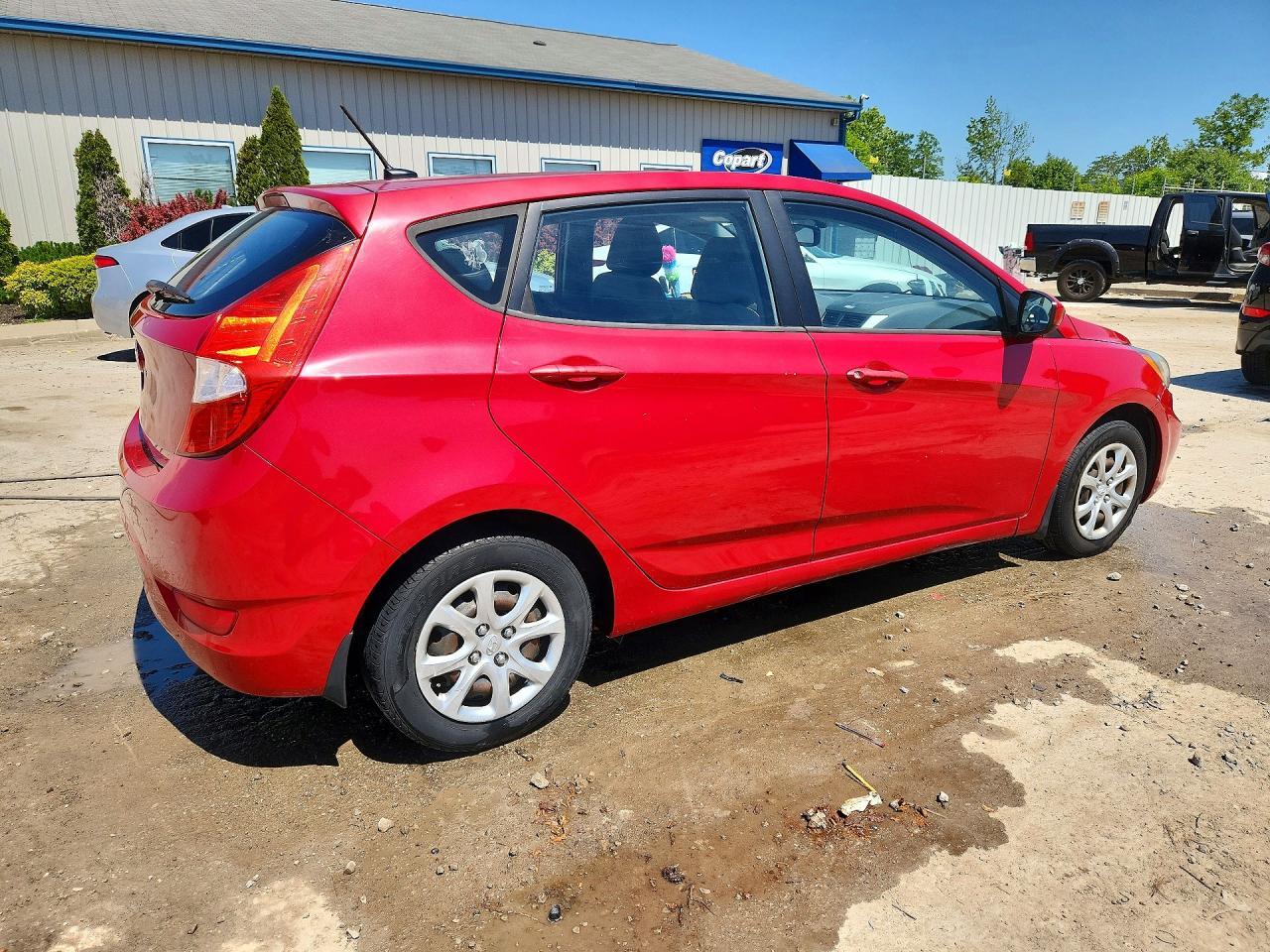 2013 Hyundai Accent Gs - Фото 3