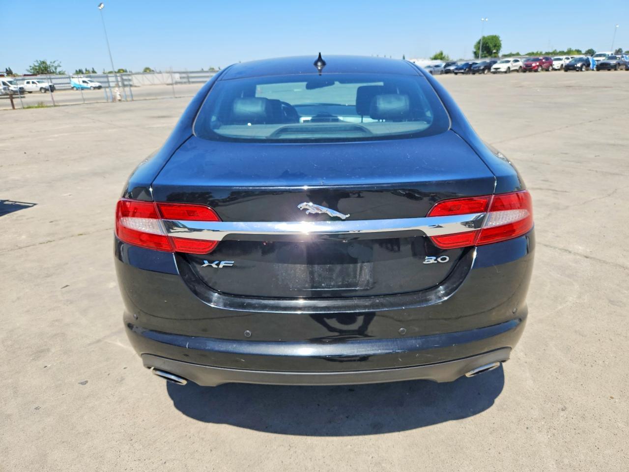 2013 Jaguar Xf - Image 6