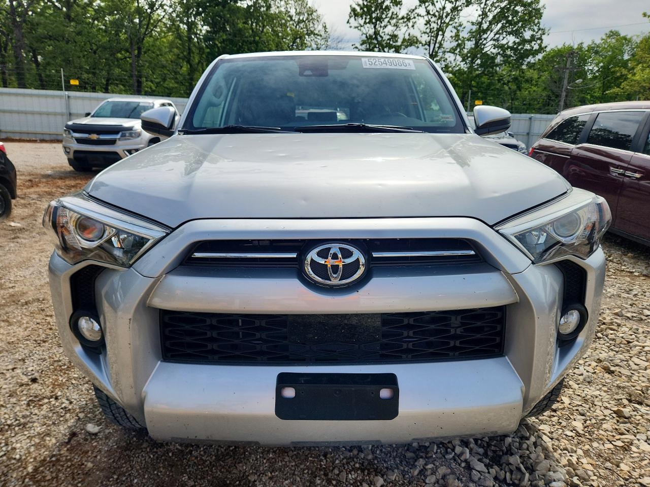 2020 Toyota 4Runner Sr5 - Image 5