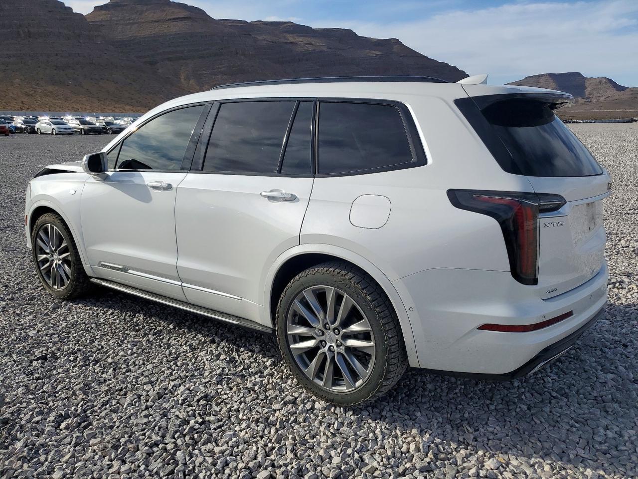 2020 Cadillac Xt6 Sport - Фото 2