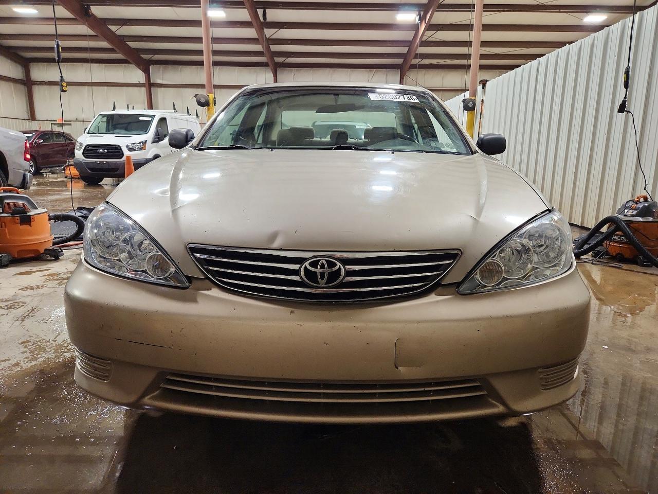 2005 Toyota Camry Standard - Фото 5