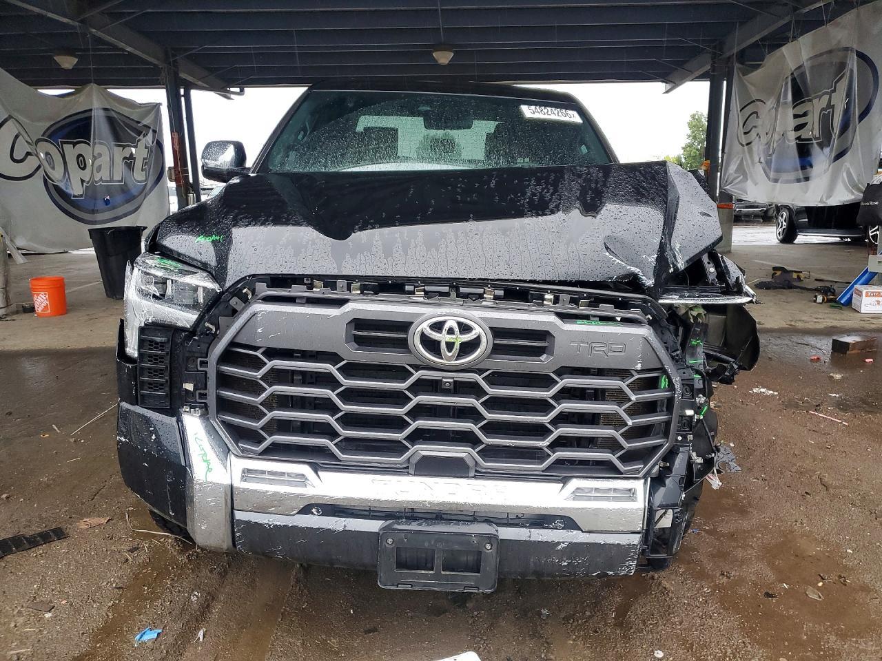 2022 Toyota Tundra 1794 Edition - Image 5