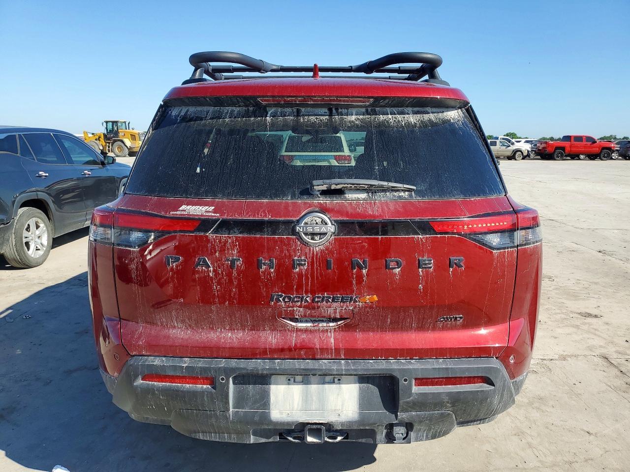 2024 Nissan Pathfinder Rock Creek - Image 6