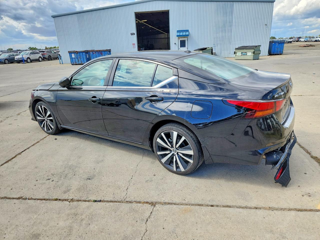 2021 Nissan Altima Sr - Фото 2