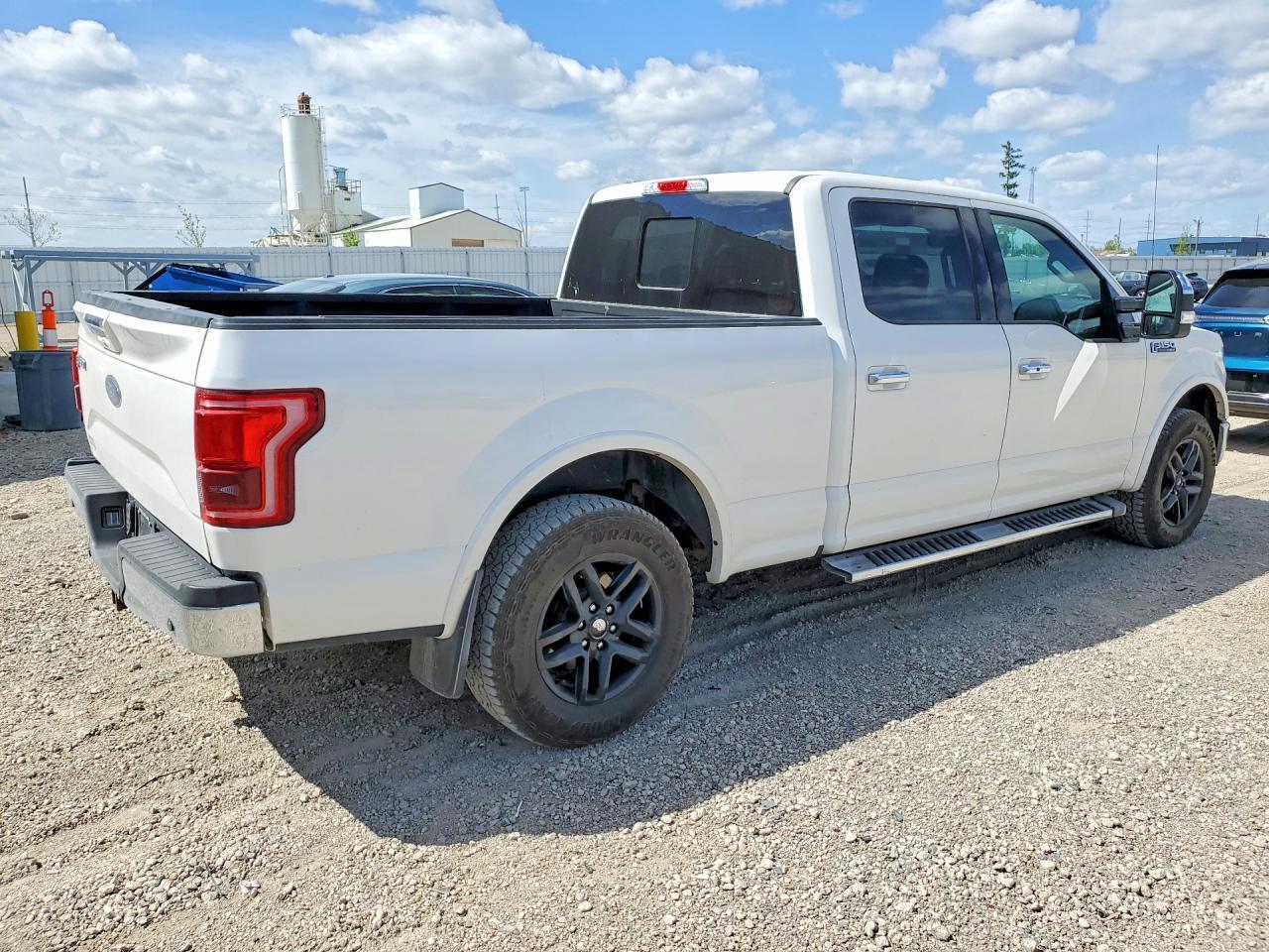 2017 Ford F150 Supercrew - Фото 3