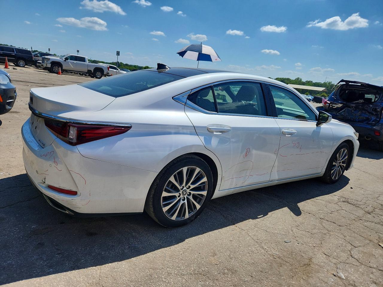 2019 Lexus Es 350 - Image 3