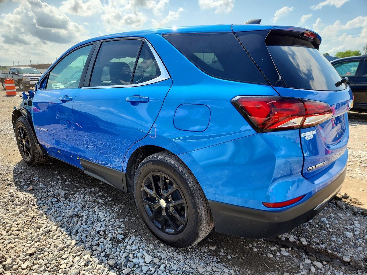 2024 Chevrolet Equinox Lt - Image 2