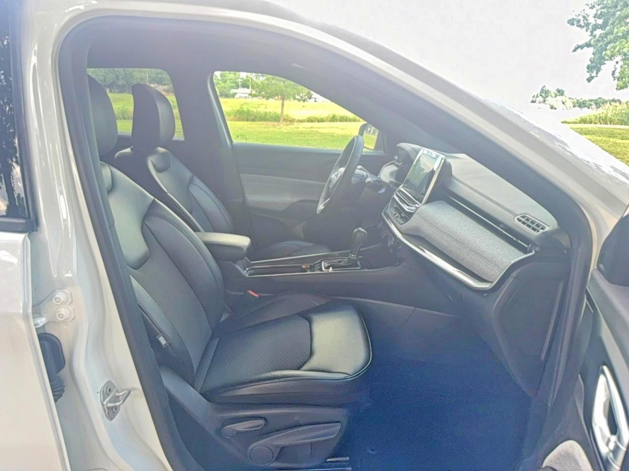 2025 Jeep Compass Latitude - Фото 5