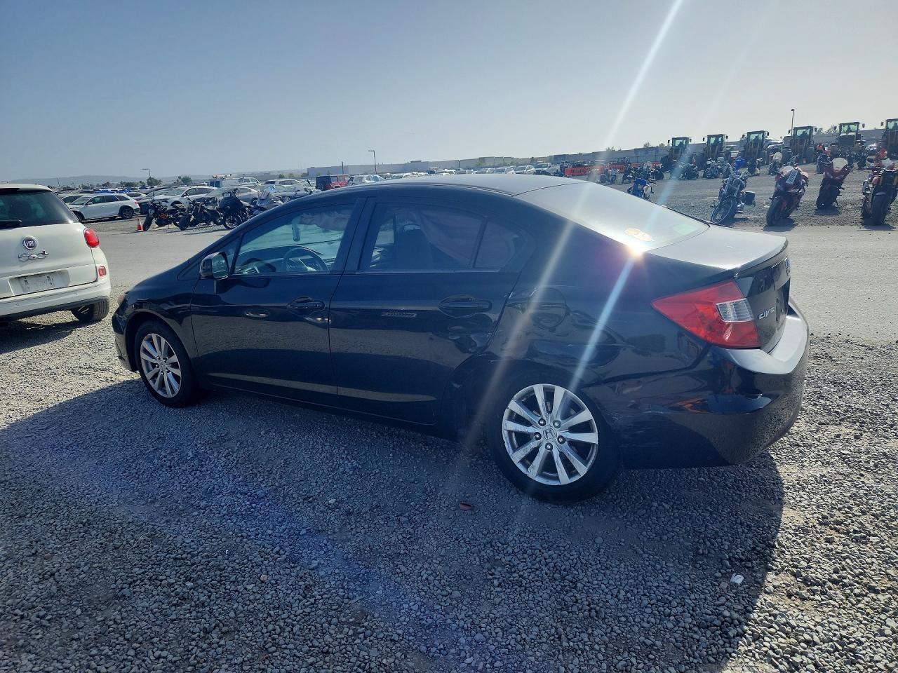 2012 Honda Civic Exl - Image 2