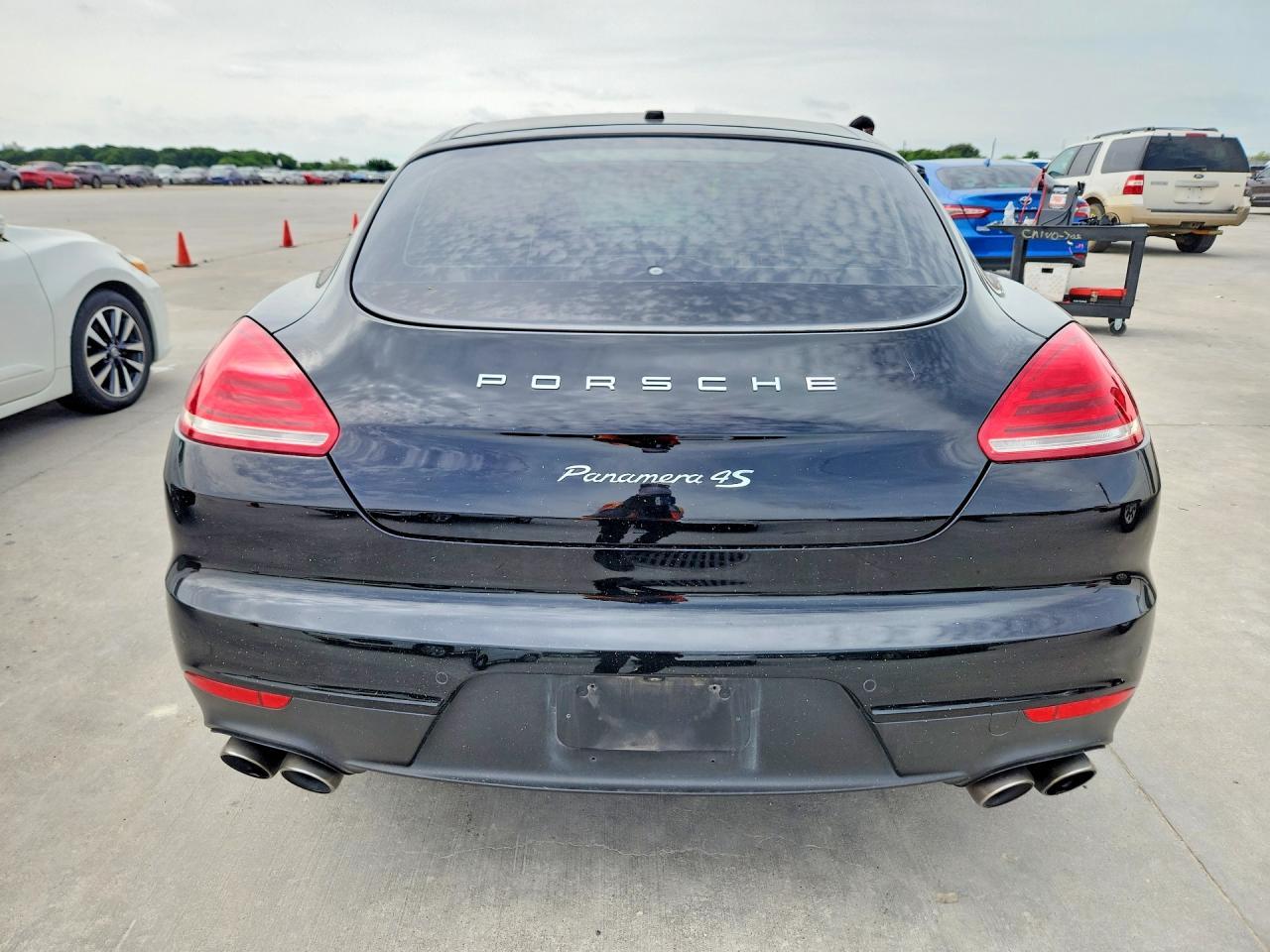 2014 Porsche Panamera S - Image 6