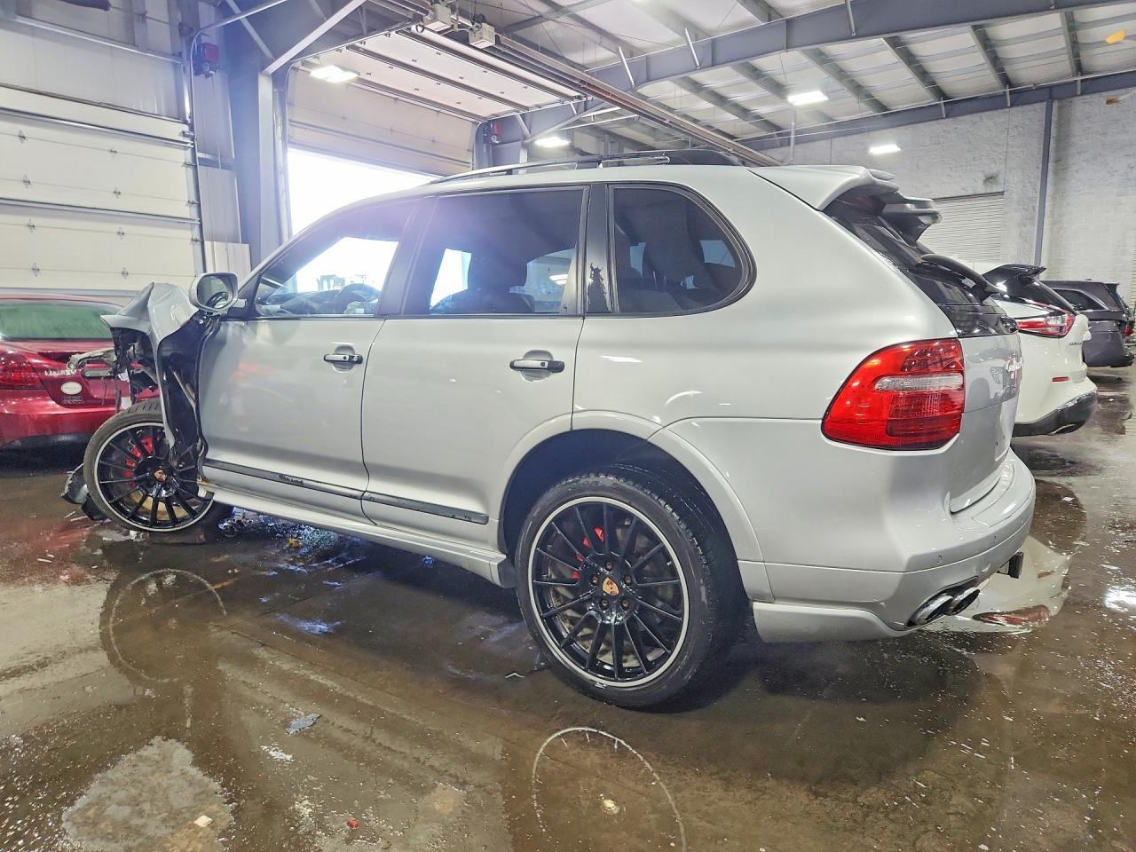 2009 Porsche Cayenne Gts - Фото 2