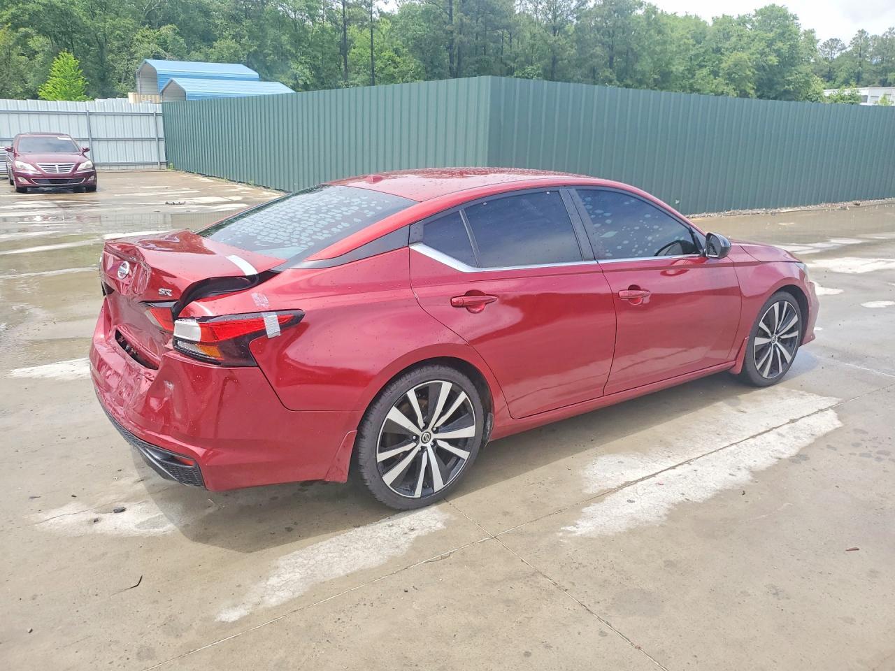 2019 Nissan Altima Sr - Фото 3