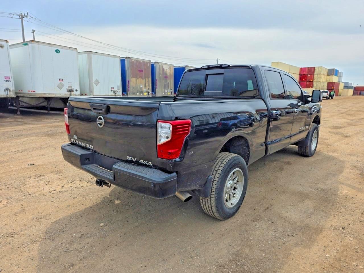 2017 Nissan Titan Xd S - Image 4
