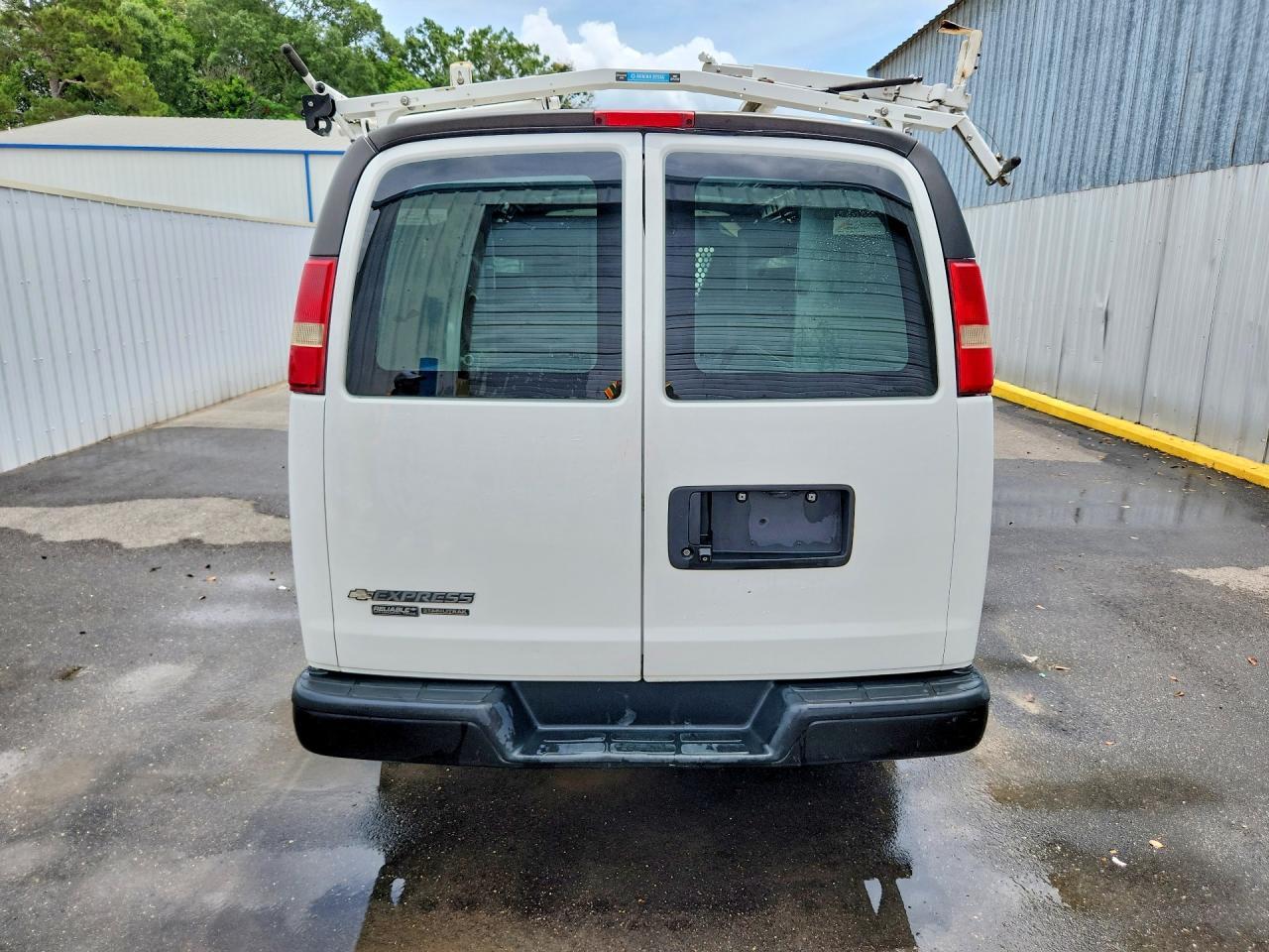 2016 Chevy Express G2500 - Image 6
