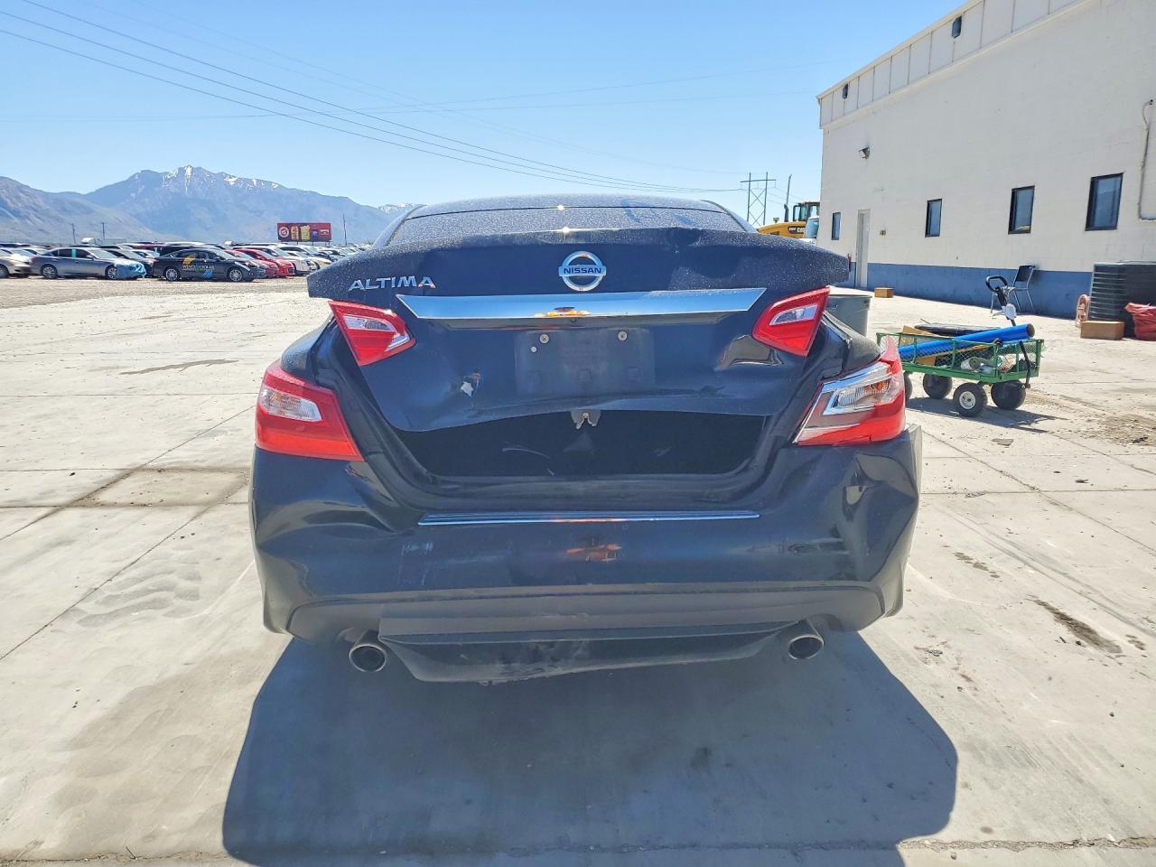 2016 Nissan Altima 2.5 S - Image 6