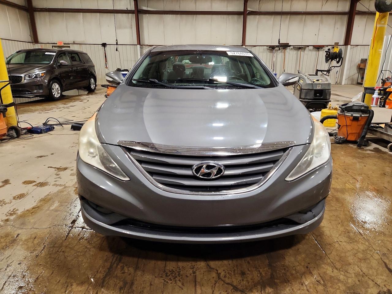 2014 Hyundai Sonata Gls - Image 5