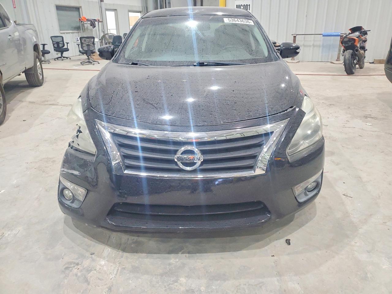 2014 Nissan Altima 3.5 S - Image 5