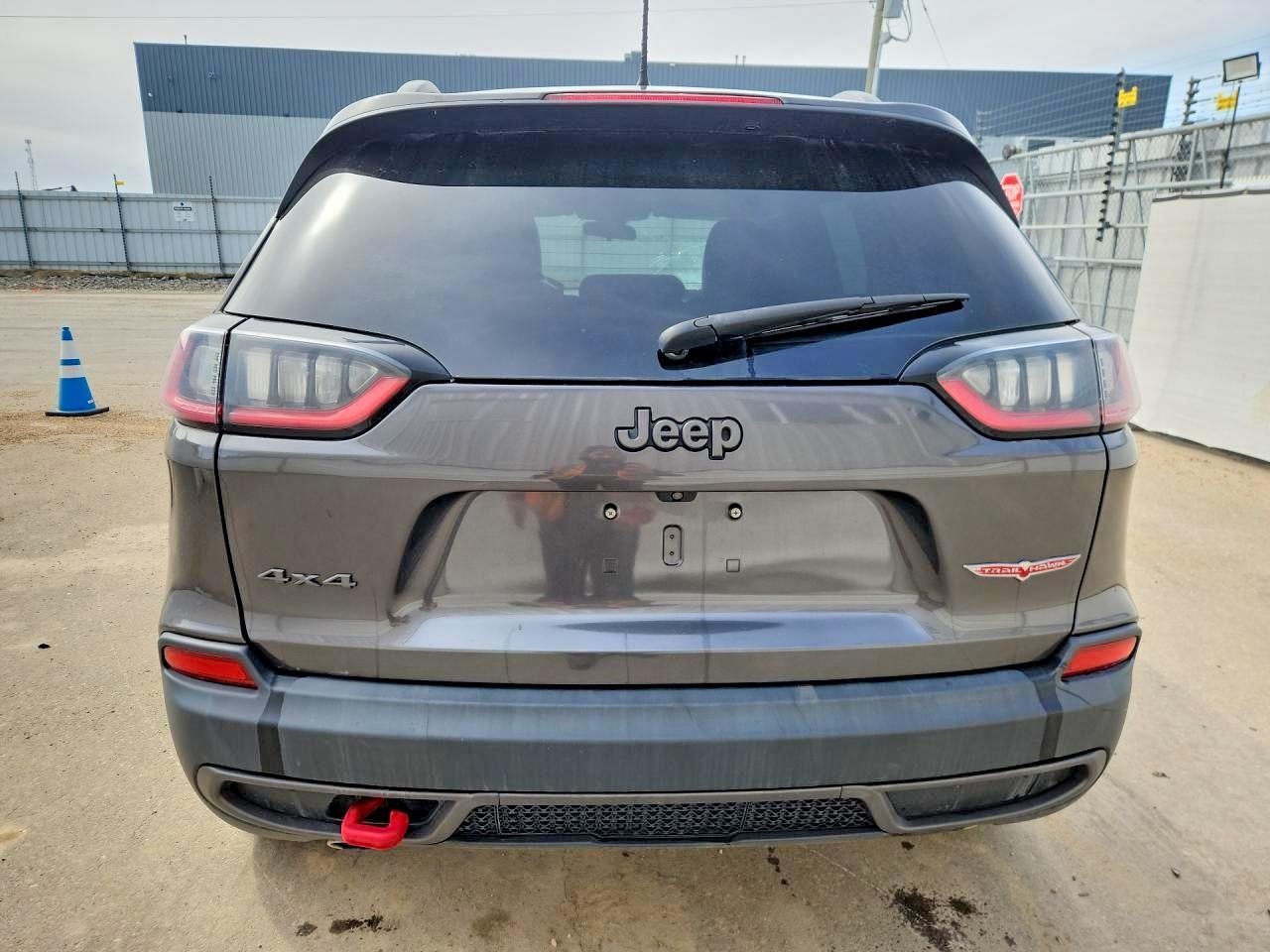 2020 Jeep Cherokee Trailhawk - Image 6