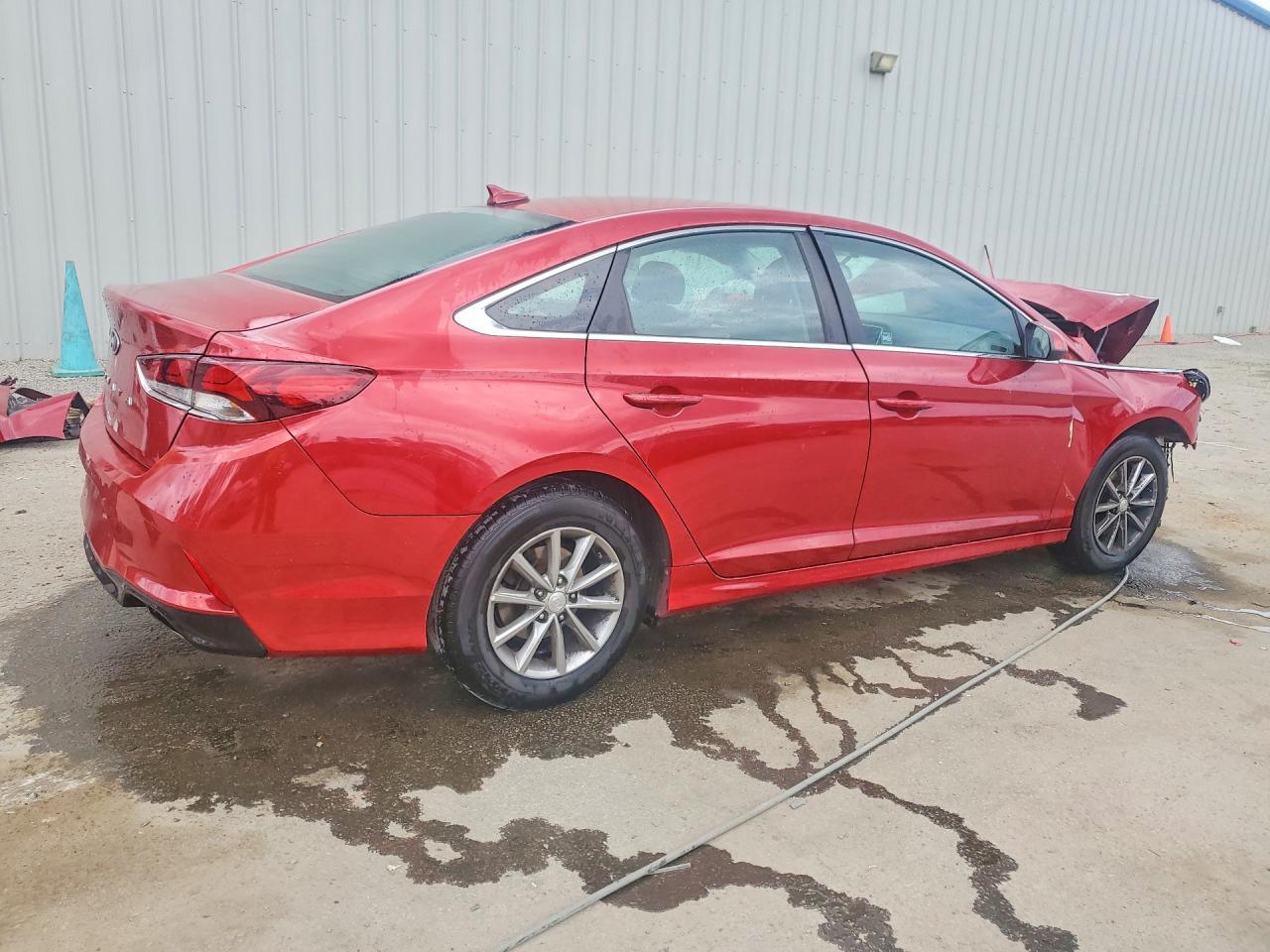 2018 Hyundai Sonata Se - Image 3
