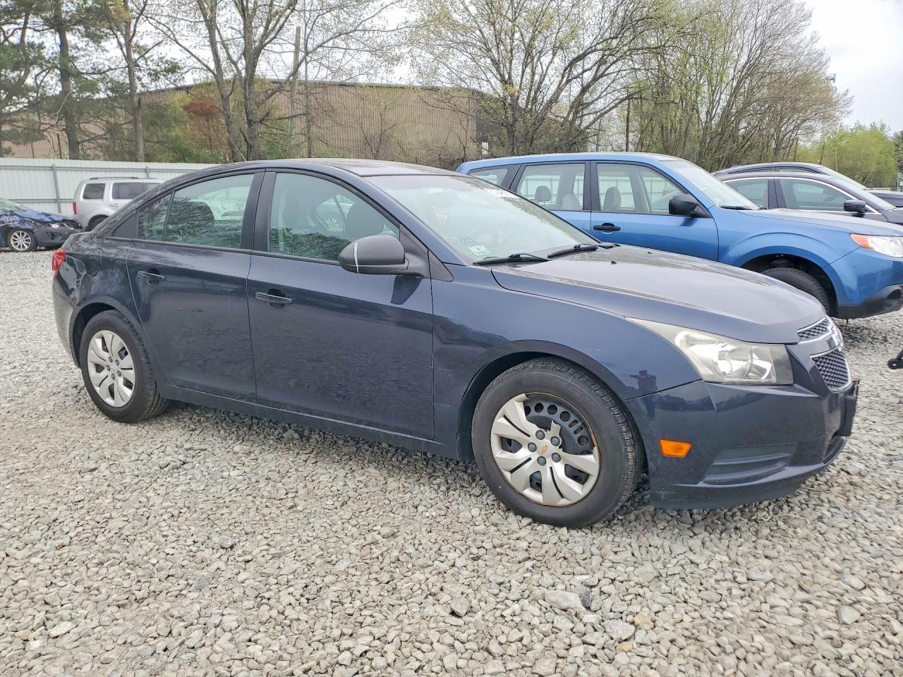 2014 Chevrolet Cruze Ls - Фото 4