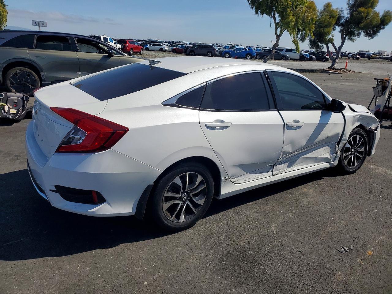 2019 Honda Civic Lx - Image 3