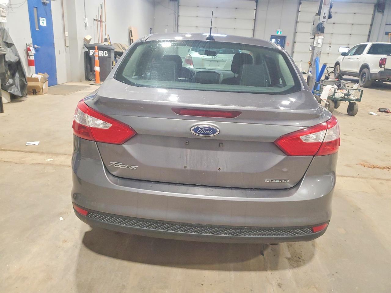 2014 Ford Focus S - Фото 6