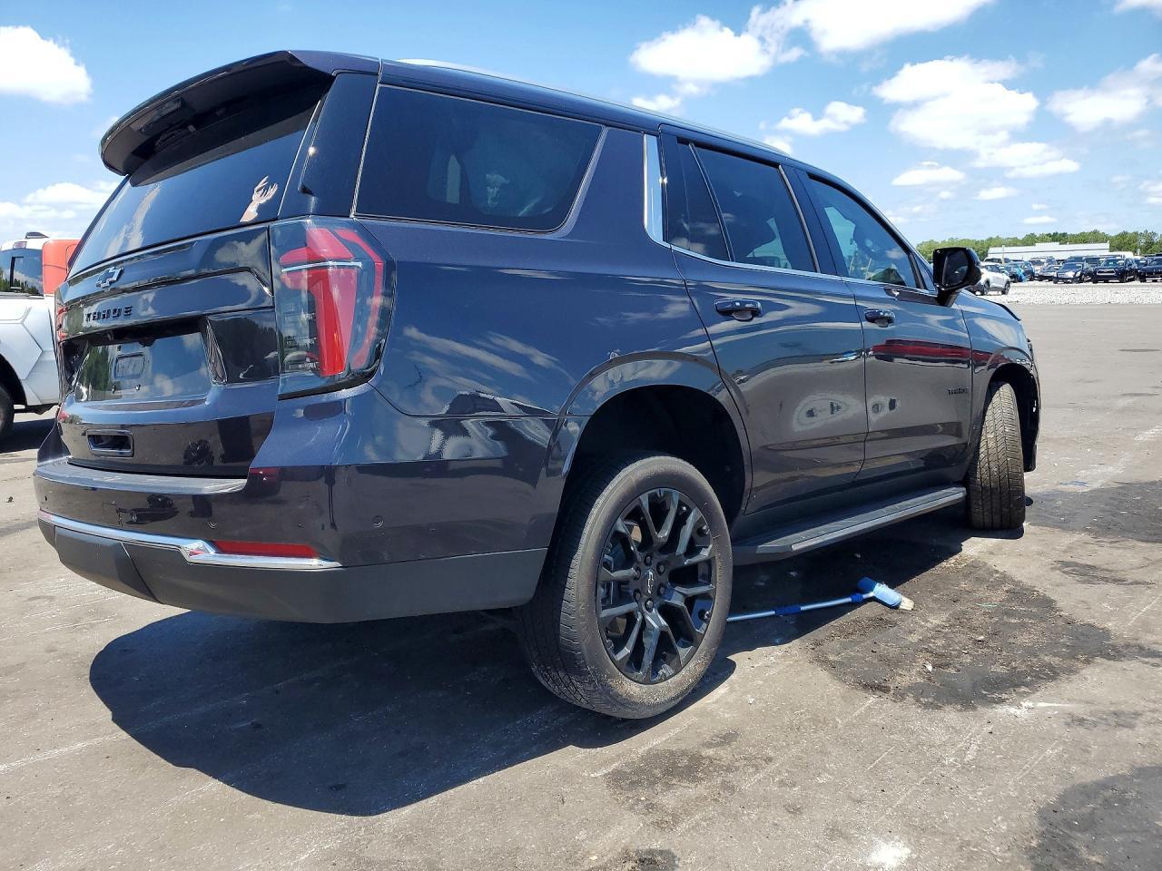 2025 Chevrolet Tahoe C1500 Ls - Фото 3