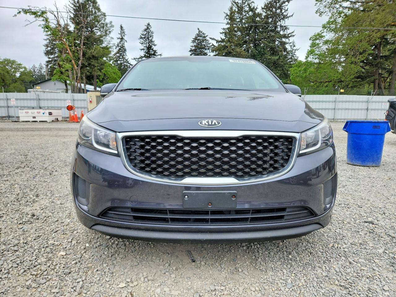 2017 Kia Sedona Lx - Image 5