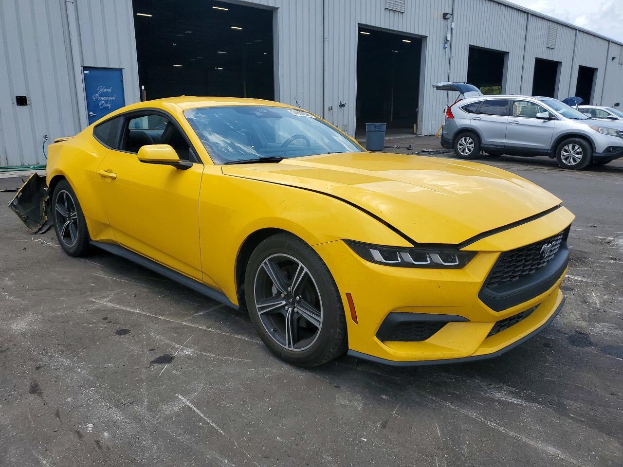 2024 Ford Mustang - Image 4