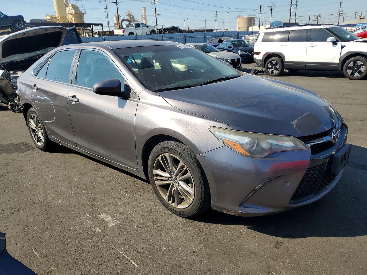 2017 Toyota Camry Se - Image 4