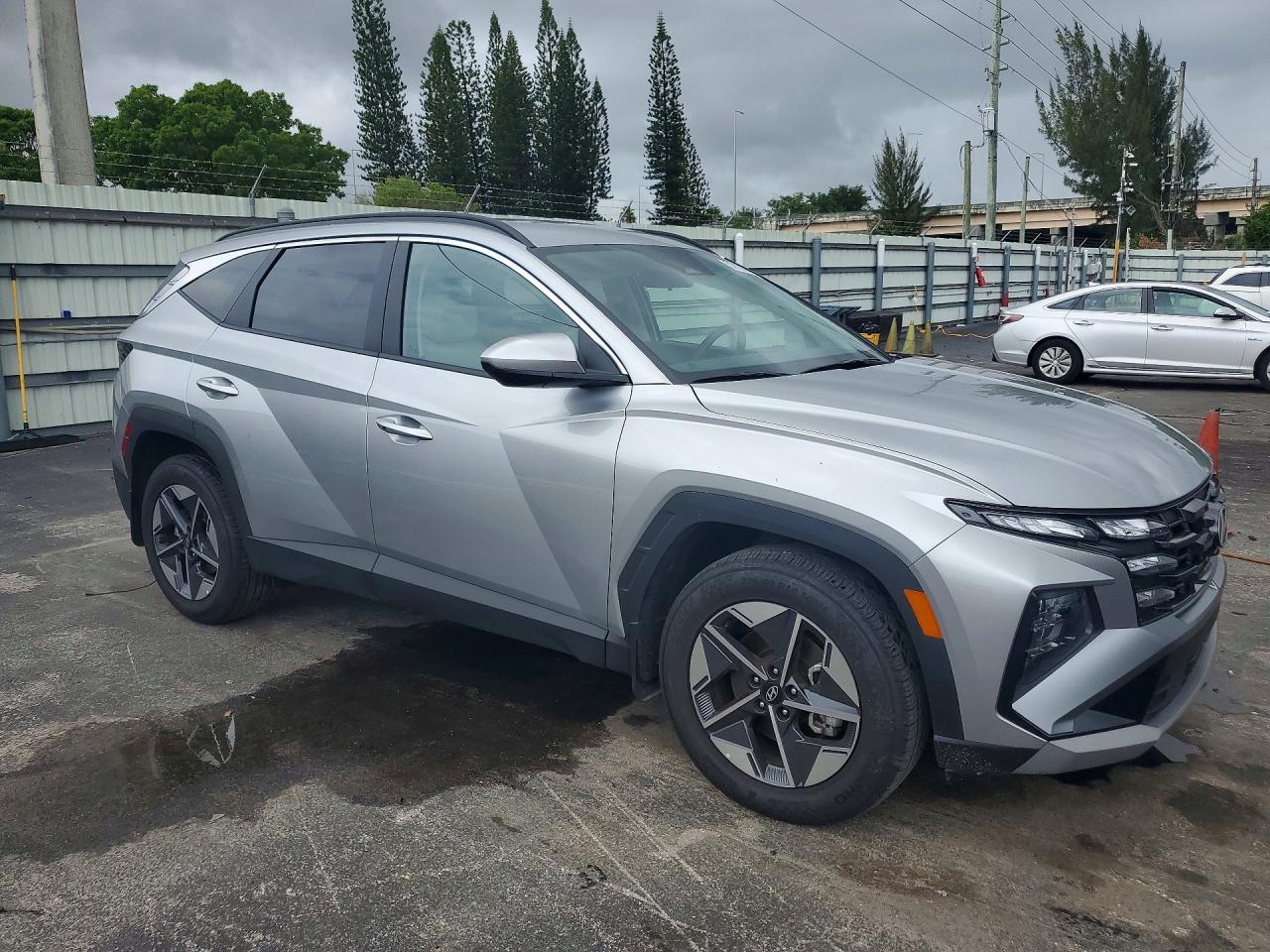 2026 Hyundai Tucson Sel - Image 4