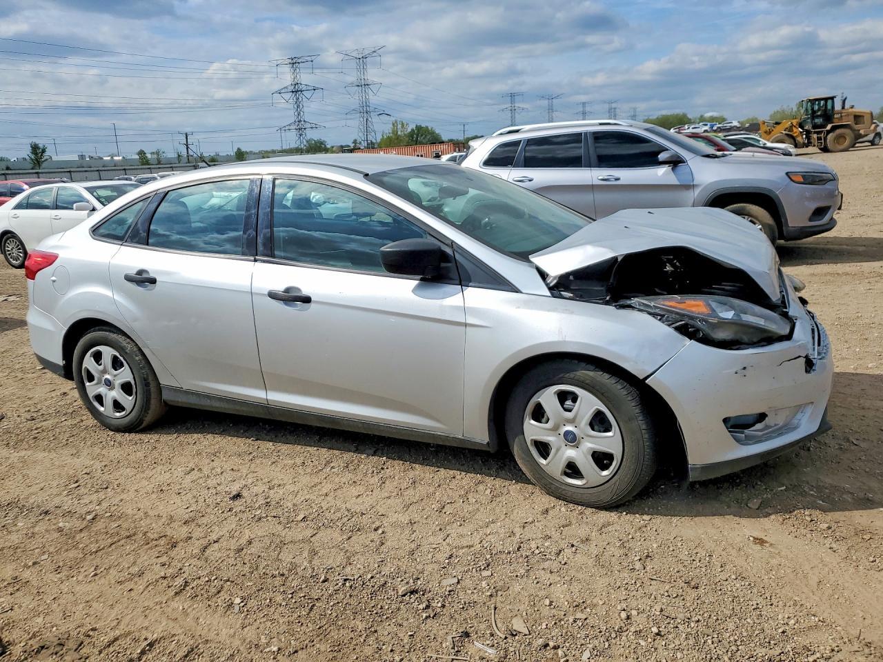 2017 Ford Focus S - Фото 4