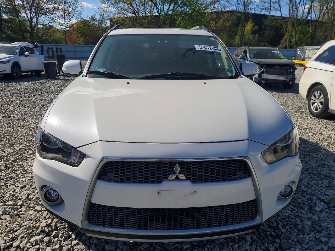 2013 Mitsubishi Outlander - Image 5