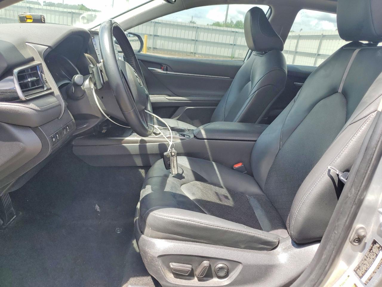 2022 Toyota Camry Xse - Image 7