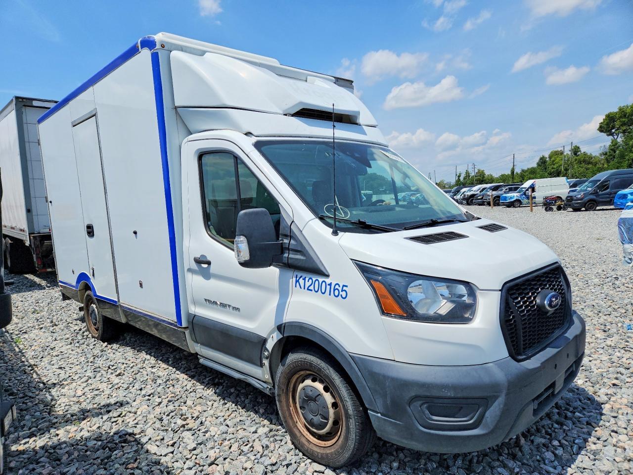 2020 Ford Transit Delivery Truck - Фото 4
